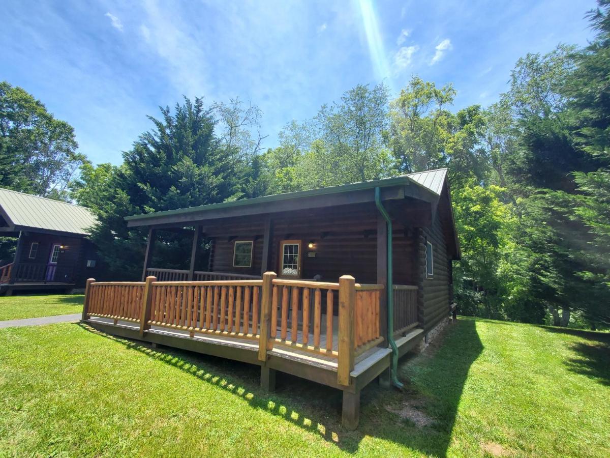 New River Trail Cabins Galax Exterior foto