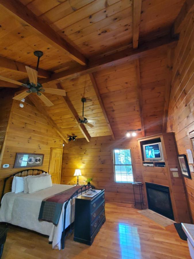 New River Trail Cabins Galax Exterior foto