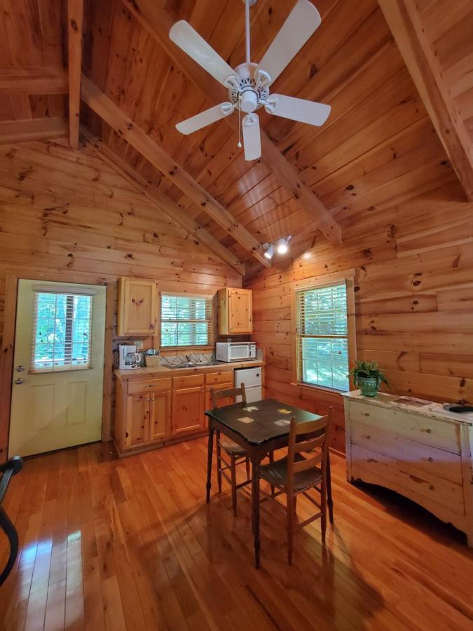 New River Trail Cabins Galax Exterior foto