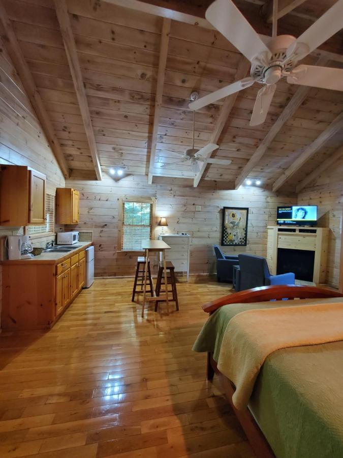 New River Trail Cabins Galax Exterior foto