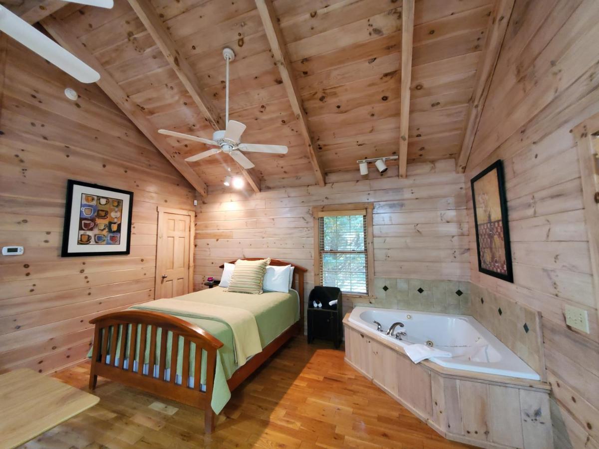 New River Trail Cabins Galax Exterior foto